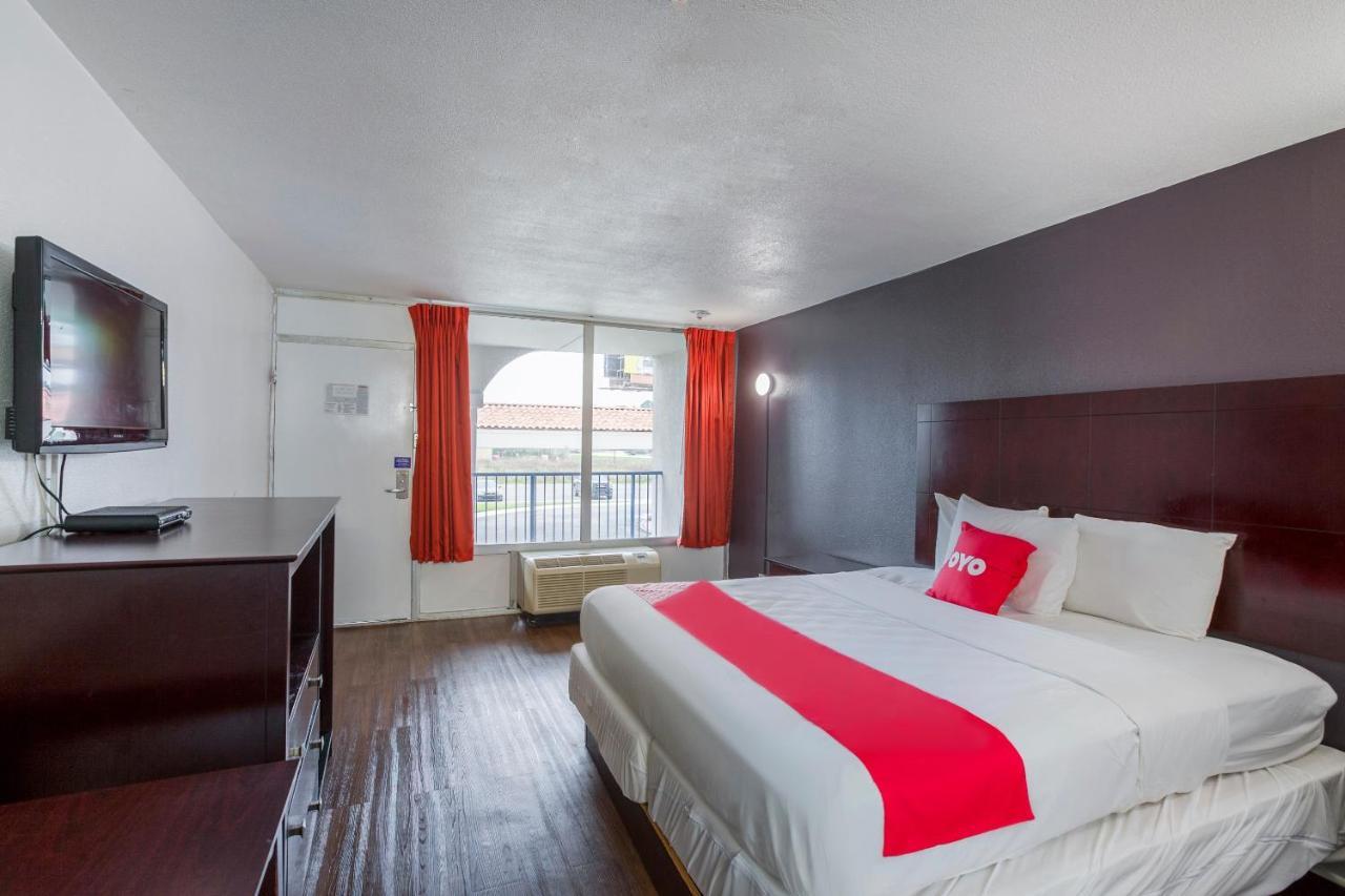 Travelodge By Wyndham East Hotel 3*