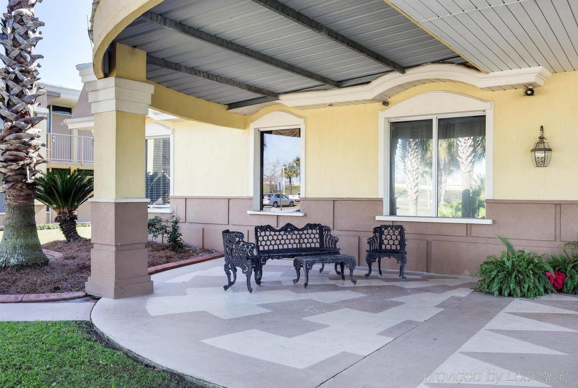 Travelodge By Wyndham East Hotel Baton Rouge