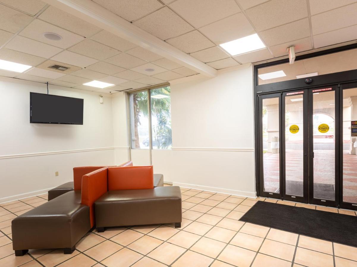 Travelodge By Wyndham East 3* Baton Rouge