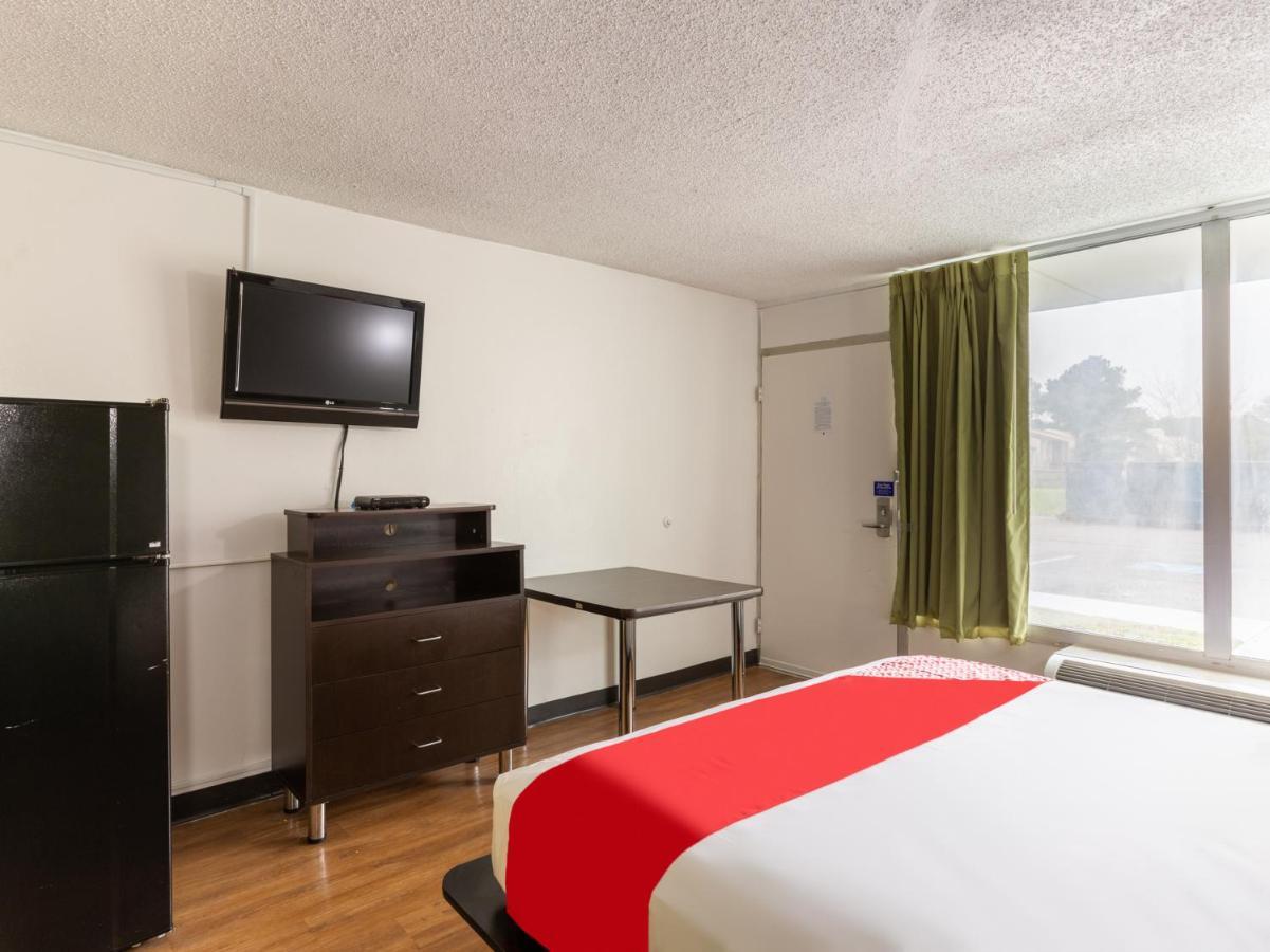 Travelodge By Wyndham East Hotel Baton Rouge